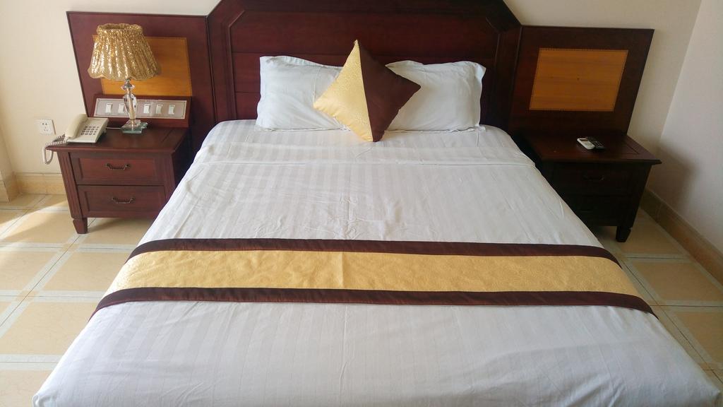 Hung Long Harbour Hotel Cat Ba Dong Khe Sau Eksteriør billede