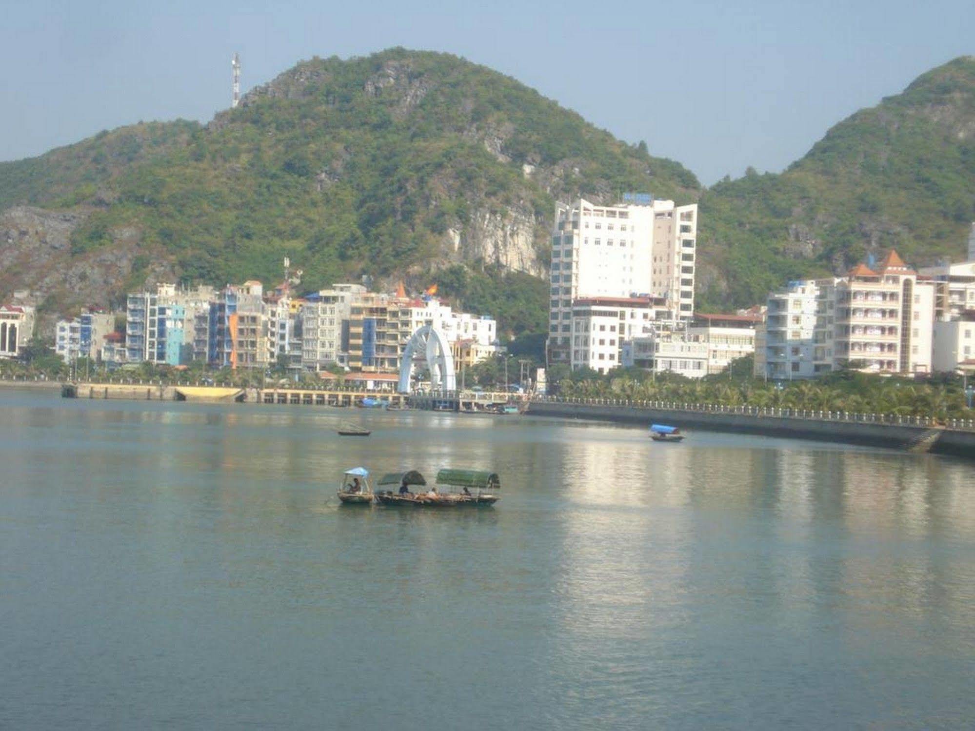 Hung Long Harbour Hotel Cat Ba Dong Khe Sau Eksteriør billede