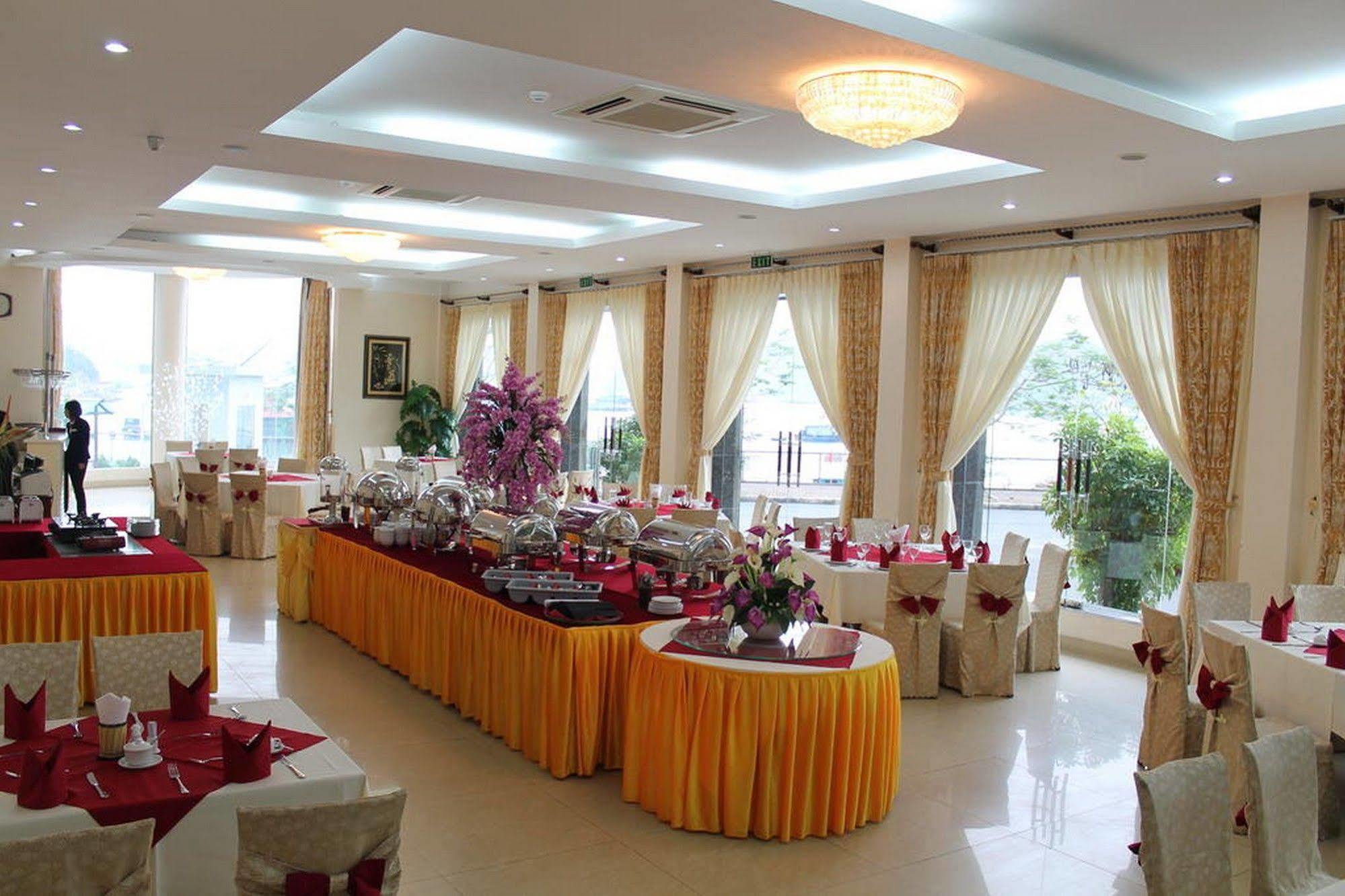 Hung Long Harbour Hotel Cat Ba Dong Khe Sau Eksteriør billede